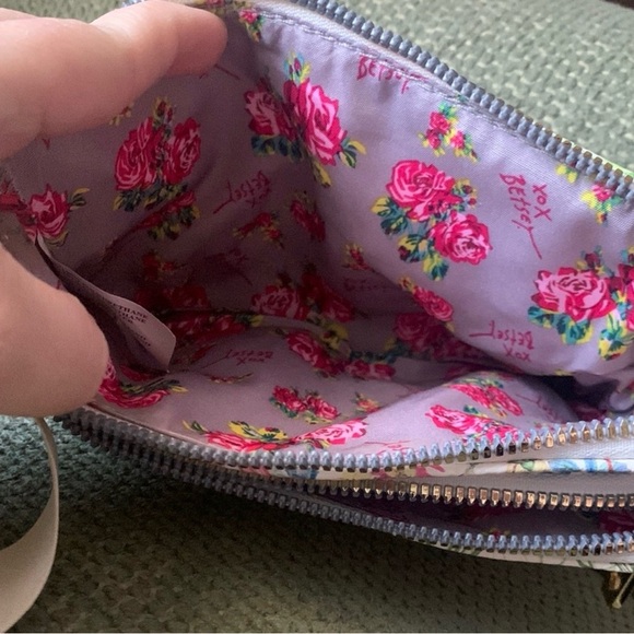 Betsey Johnson Floral Wristlet Clutch - Picture 7 of 7